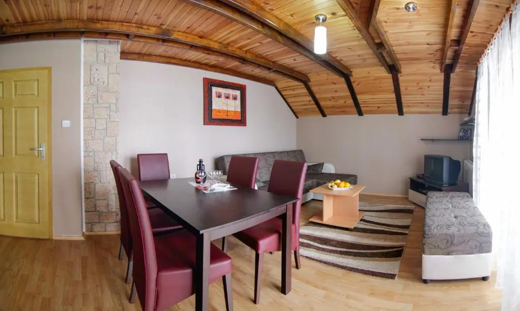 Apartments Andrić