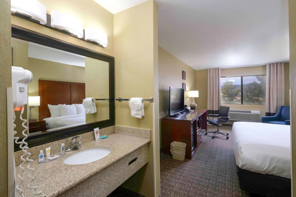 Comfort Inn Near Gila National Forest