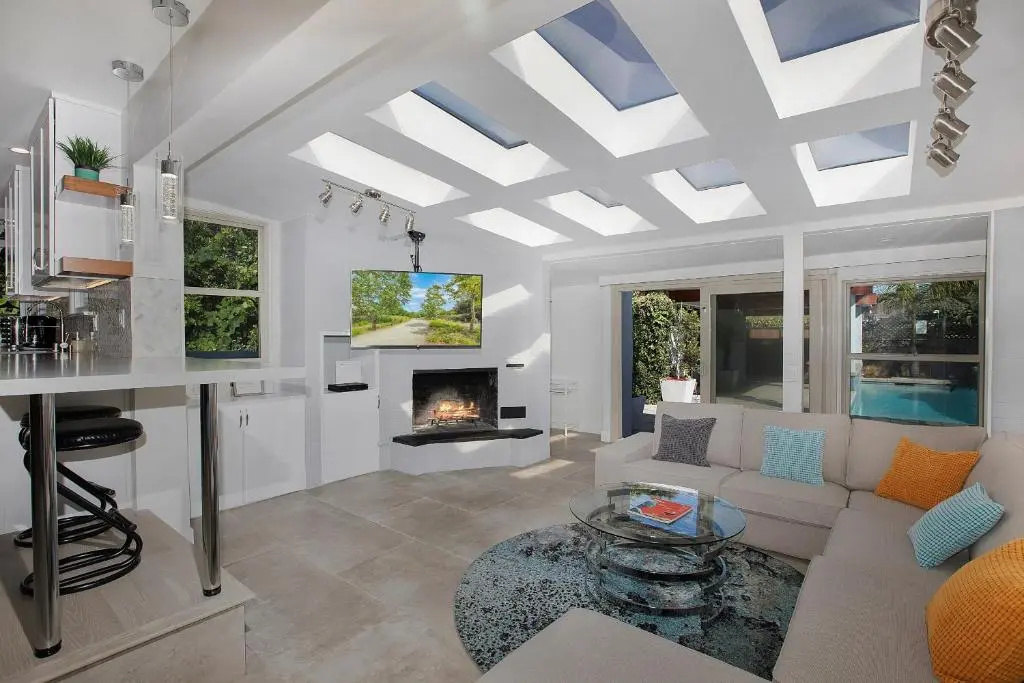 Oasis with pool and music studio by BENVENU