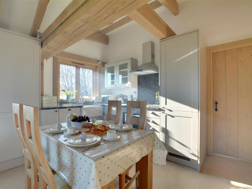 Magnific Holiday Home in Stone Oxney With Garden