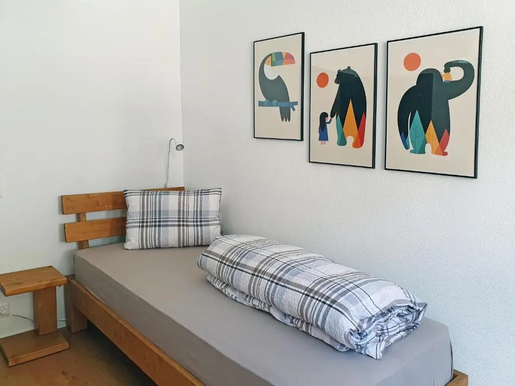 3,5 Zimmer Dachwohnung: Modern, komfortabel, zentral, mit Bergsicht