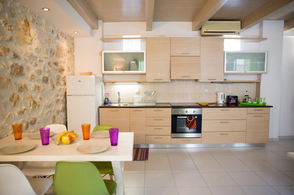 AC Homes Christos