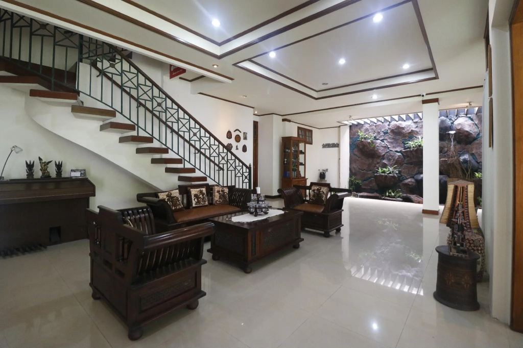 RedDoorz Syariah near Gelora Delta Sidoarjo