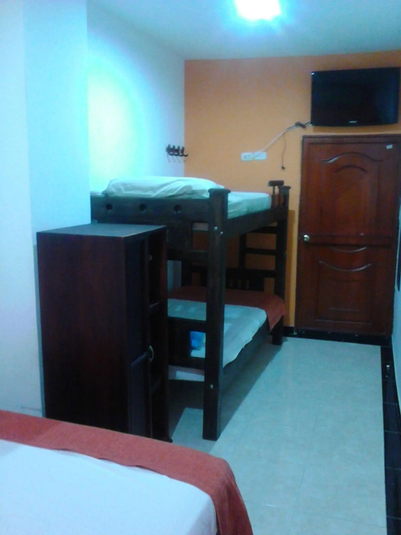 Zleeping Hostel