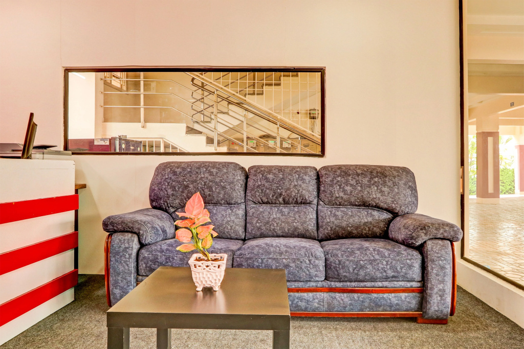 Super Collection O Q Suites Madhapur