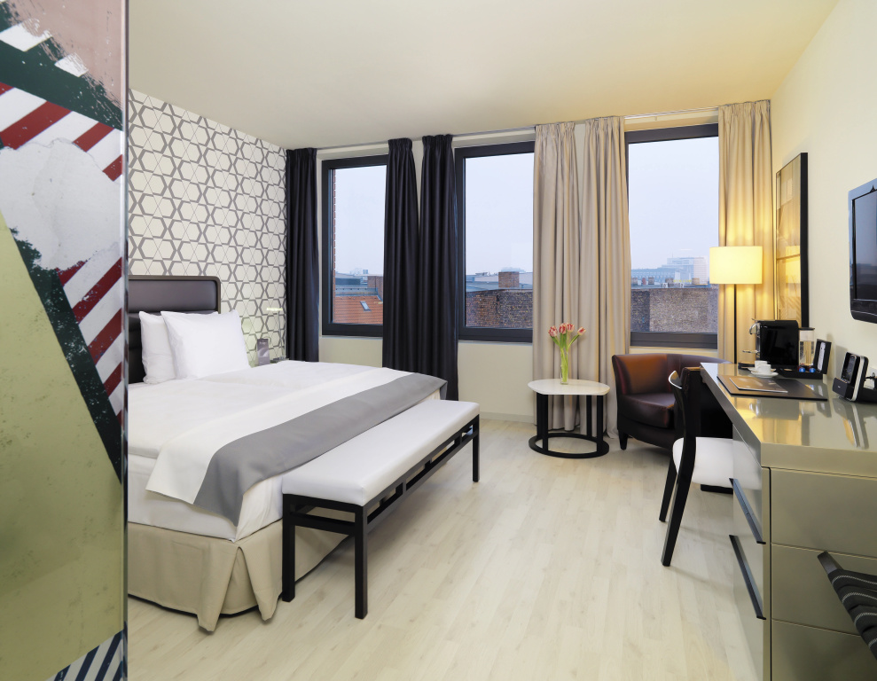 H10 Ku\Damm Lofts