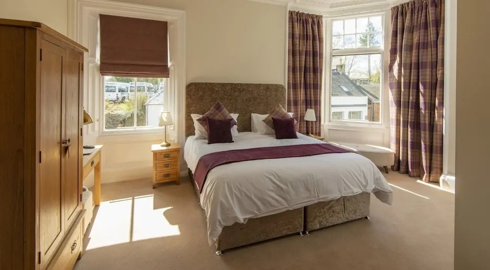 Dryburgh Arms Pub with Rooms