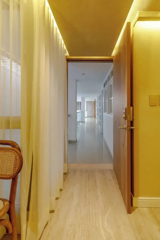 w Chic 2BR w Balcony in Cartagena Historic Center