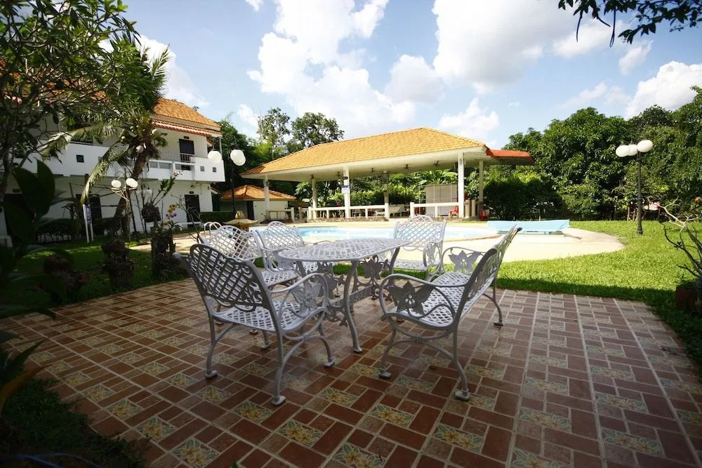 Srikij GardenHome Resort