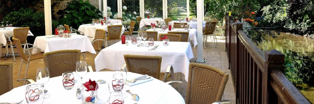 Logis Hôtel & Restaurant Le Cheval Blanc et Clovis
