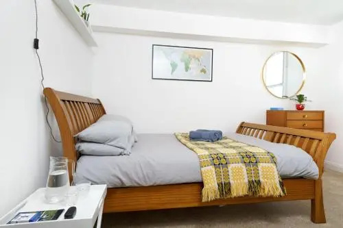 Central Hackney Apartment