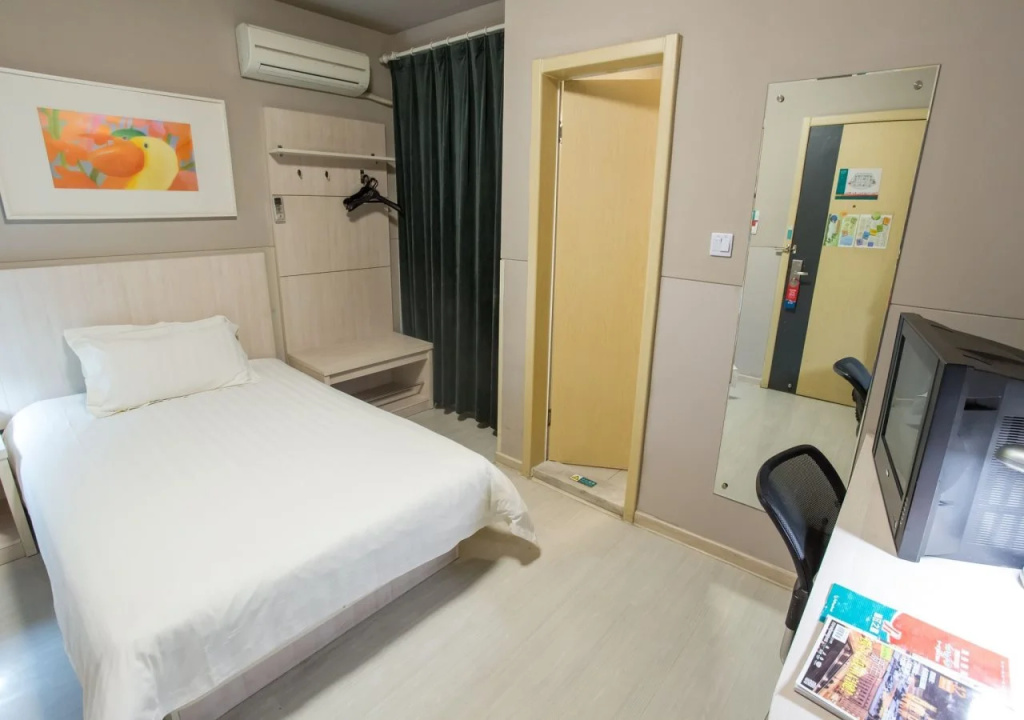 HanTing Hotel (Shanghai Jiading Xincheng Malu)