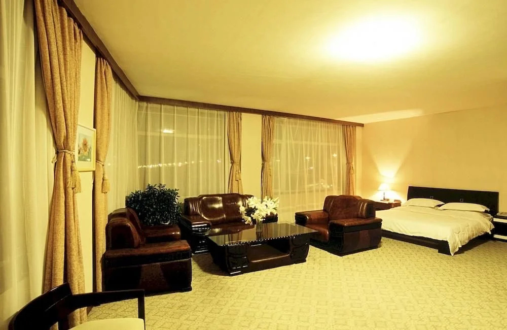 Jiulongwan International Hotel