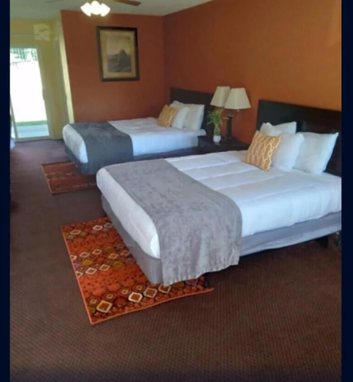 Rodeway Inn