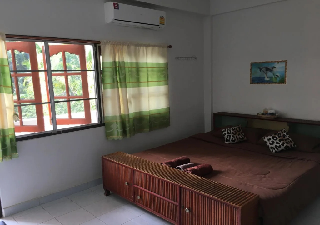 Happy Guesthouse