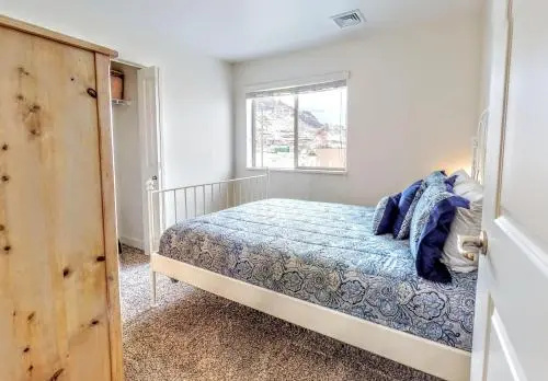 Red Cliff Condos #6I