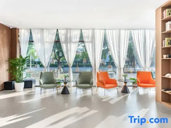 Xiushui Impression Collection Hotel (Huaqiao Jishan Subway Station)