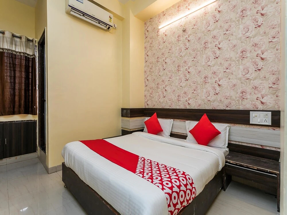 OYO 6292 Hotel Laxmi Niwas