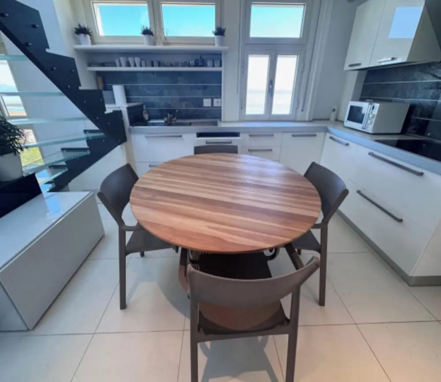 Panoramic Seafront Accommodation