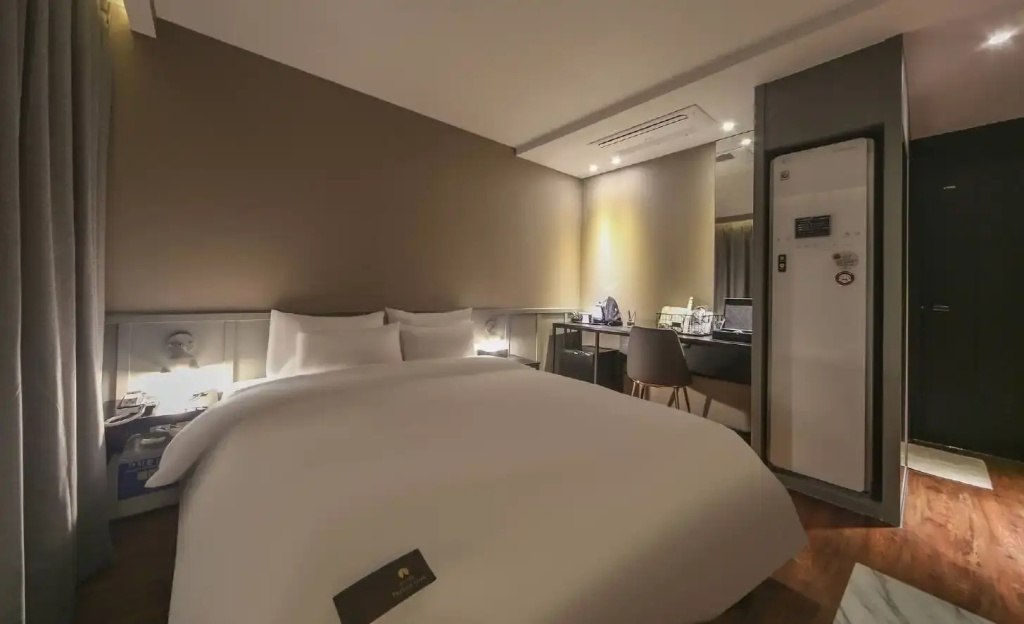 Hotel Frenchcode