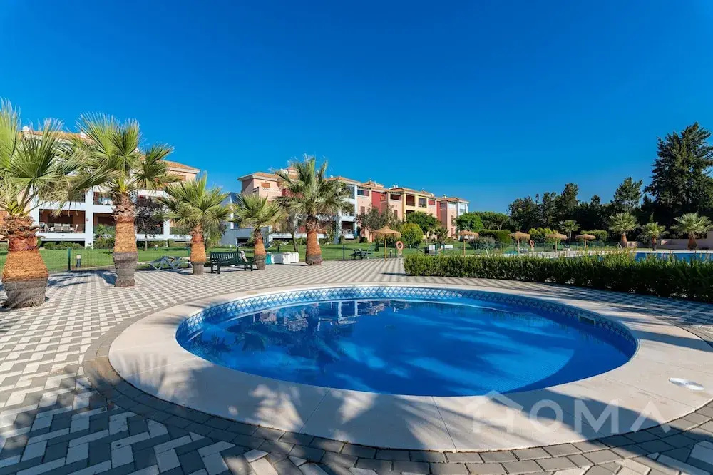 Golfside Apartment With Large Terrace
