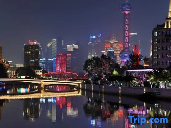 Yuju Hotel Apartment (Shanghai Pengpu New Village Subway Station)