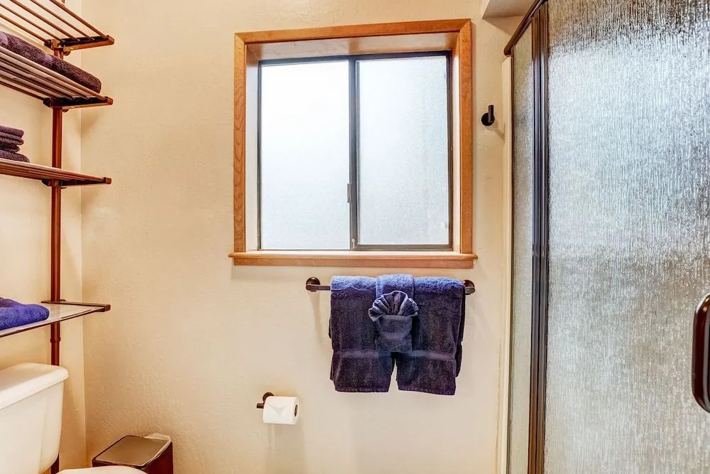 Serenity at Tahoe Donner | Peaceful, Close to Ski & Lake