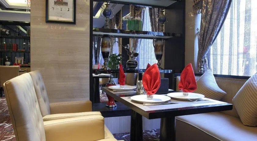 Chengde Ziyu International Holiday Hotel