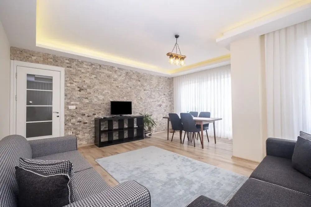 Modern and Central Flat With Balcony in Maltepe