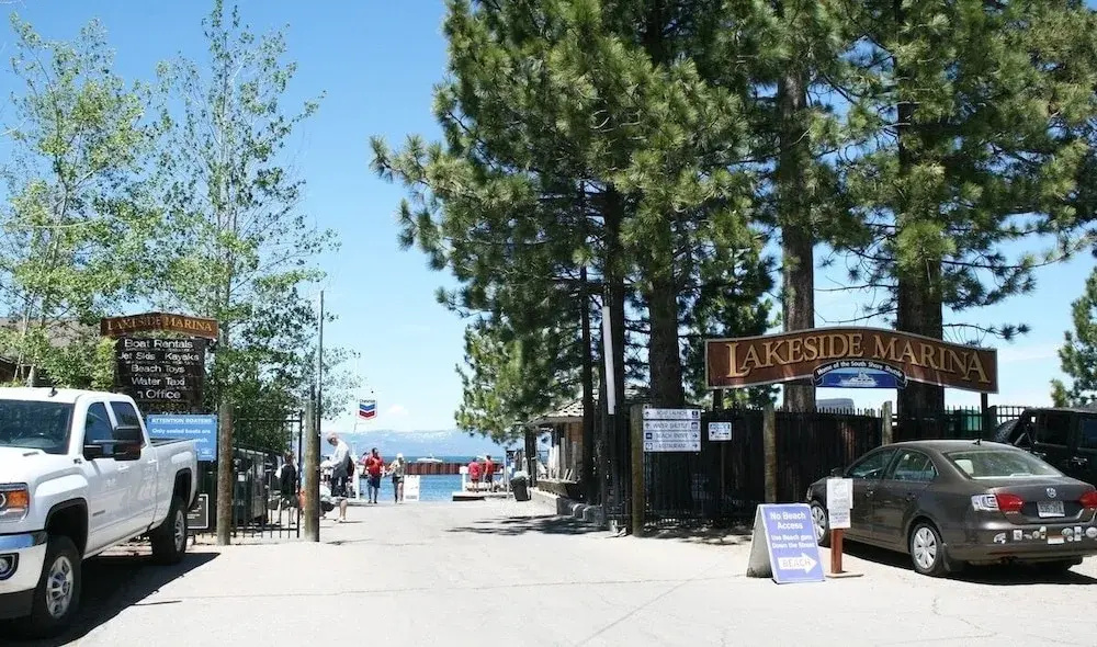 Tahoe Olympic 3 Bedroom Condo by RedAwning