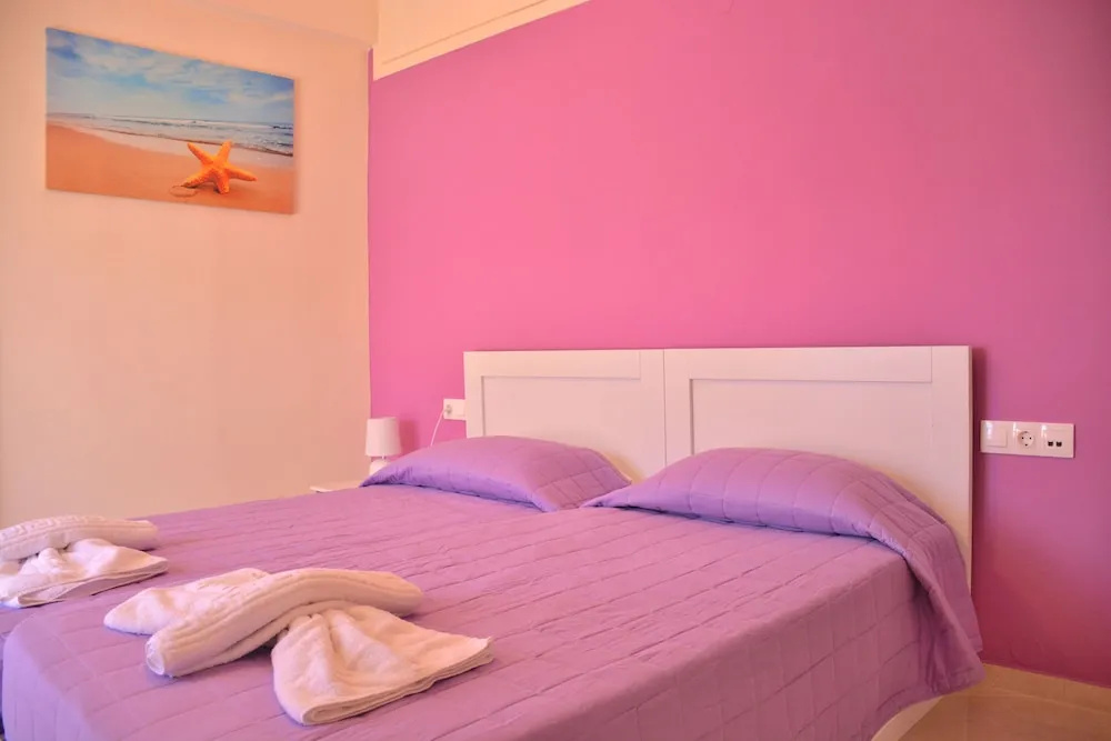 Evagelia Suites RED