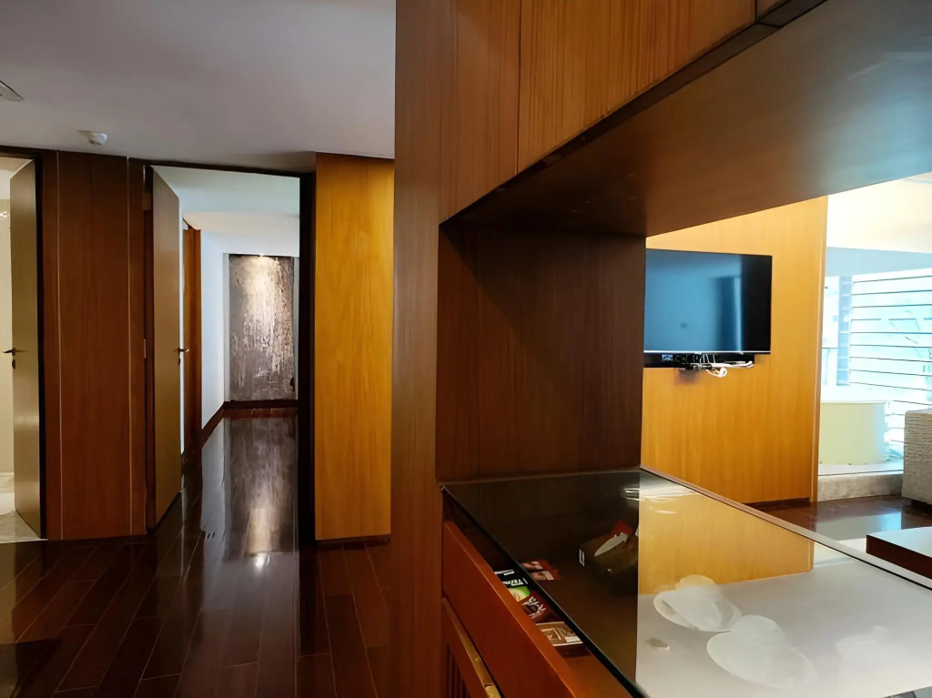 Baiyun Lakeside Hotel