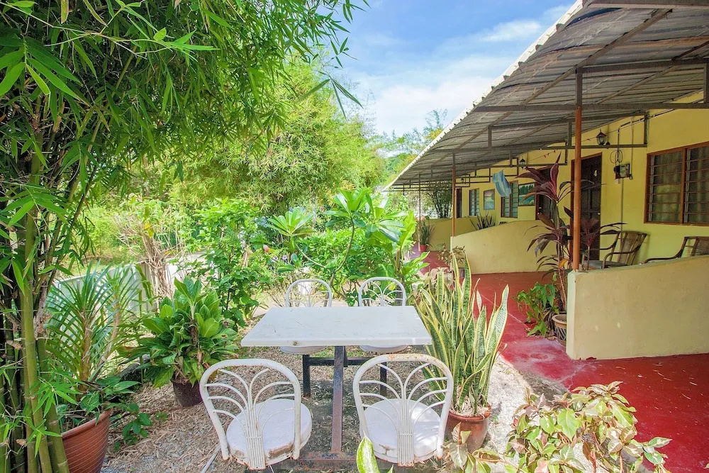 ZEN Rooms Anak Tasik Besar