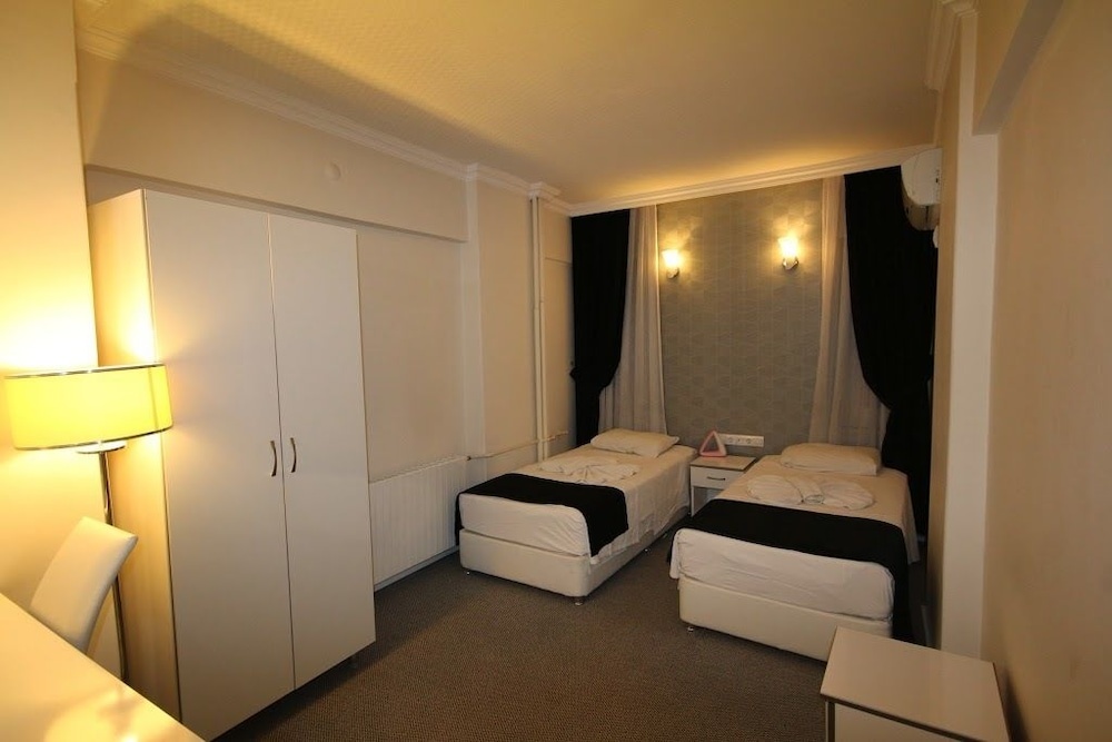 Demasus Otel