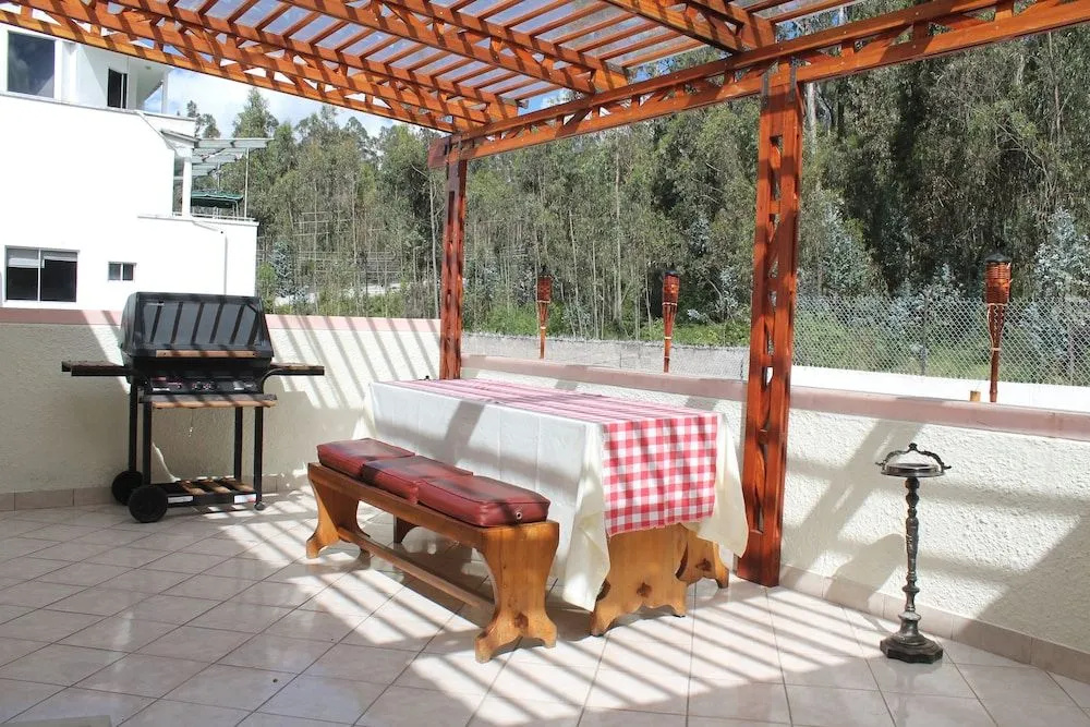Papucho's Guest House