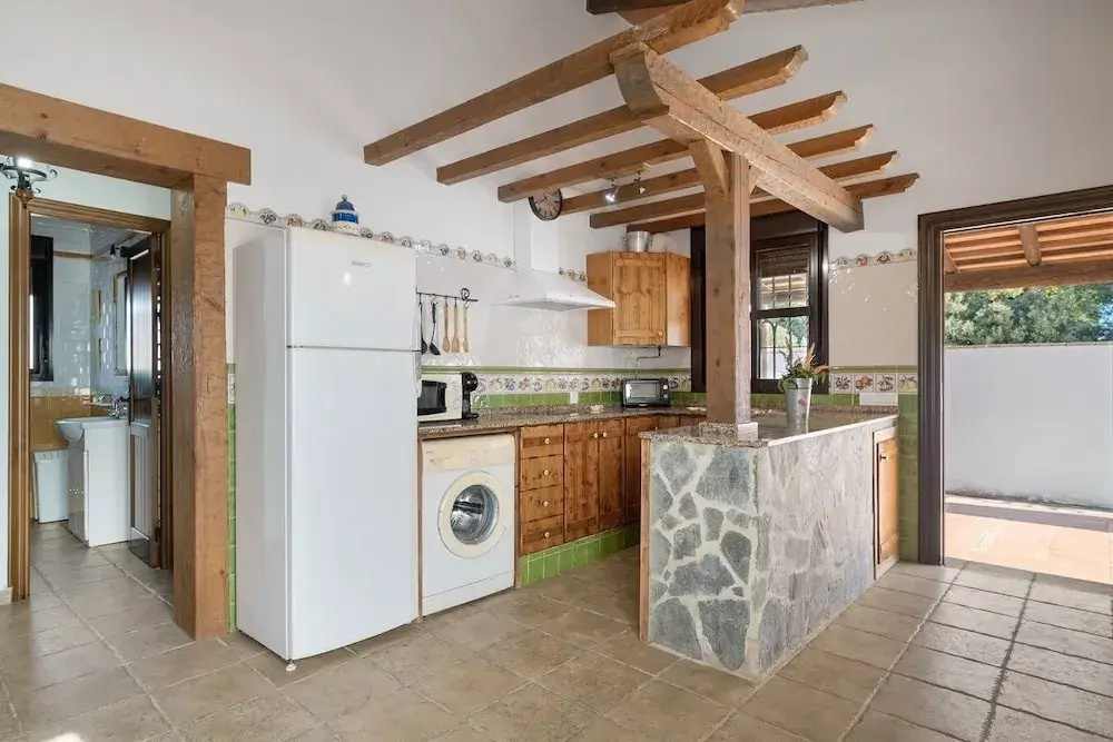 Apartamentos con Wifi y piscina