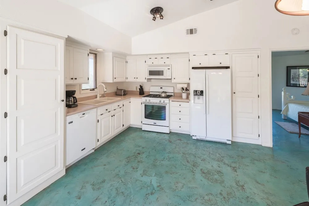 9400 Santa Rosa Road Home