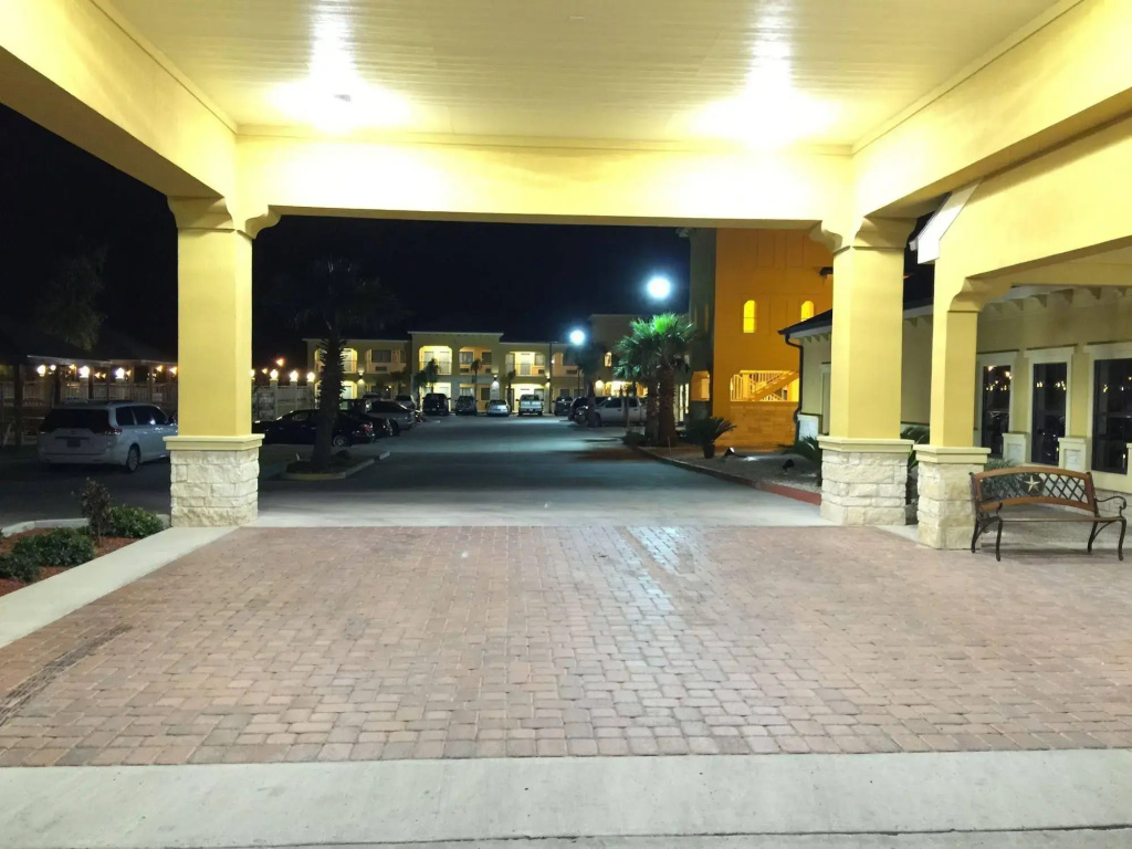 Weslaco Inn by Capital O Near Mercedes