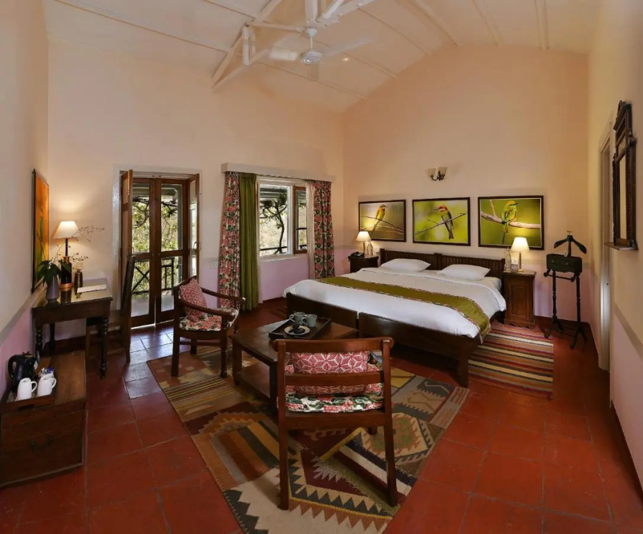 Neemrana'S Glasshouse On The Ganges