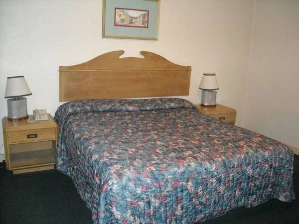 Coronado Inn