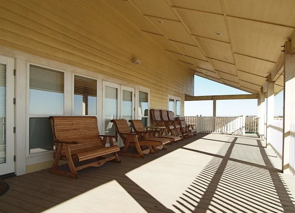 Executive Beach Paradise SH7345