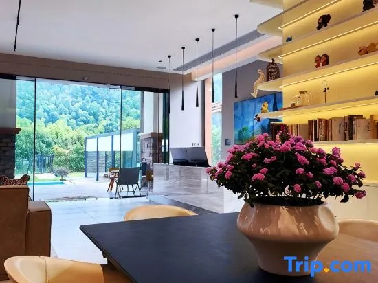 Heart Mansion · Designer Holiday Villa