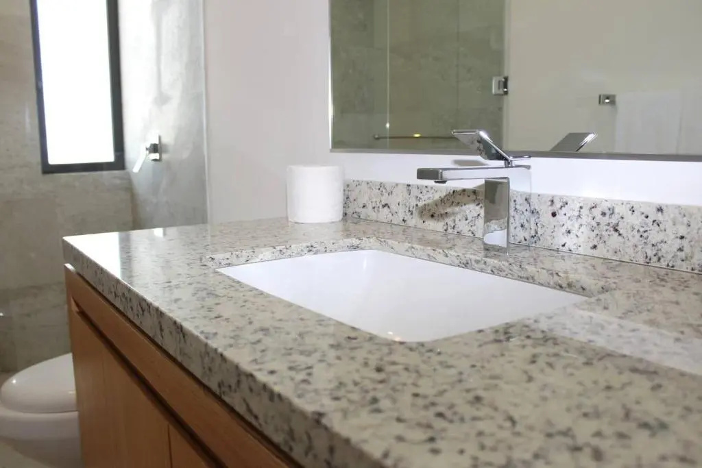 Beautiful apartment with the best view to the Arch! Solaria D 203