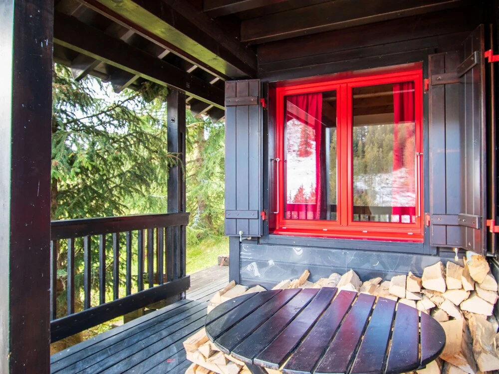 Chalet Le Cyclamen by Interhome