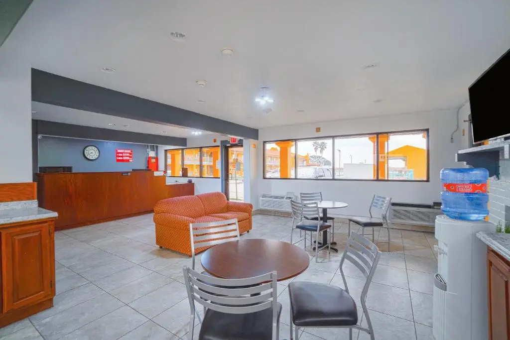 OYO Hotel Kingsville - Hwy 77
