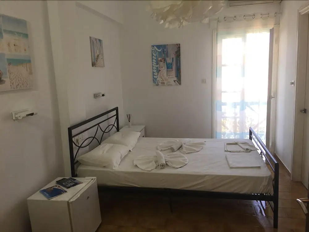 Nefeli rooms Ios
