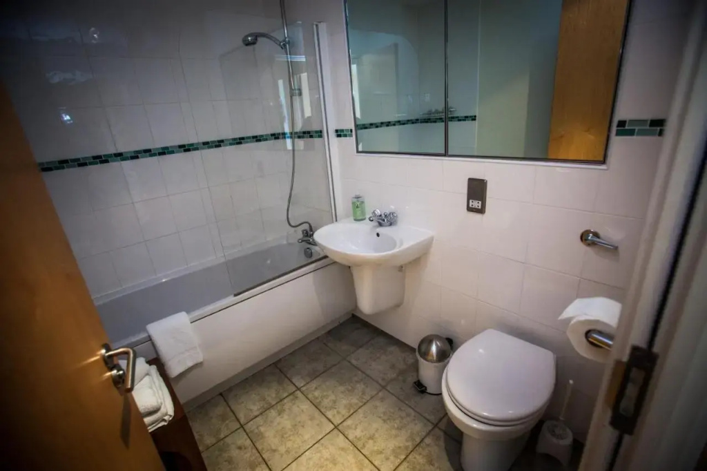 Cranbrook House Apartments - Near Ice Arena