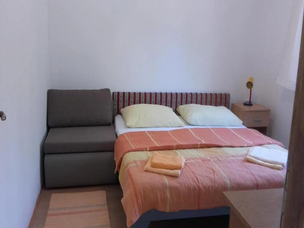 Apartments Smilje i Maslina