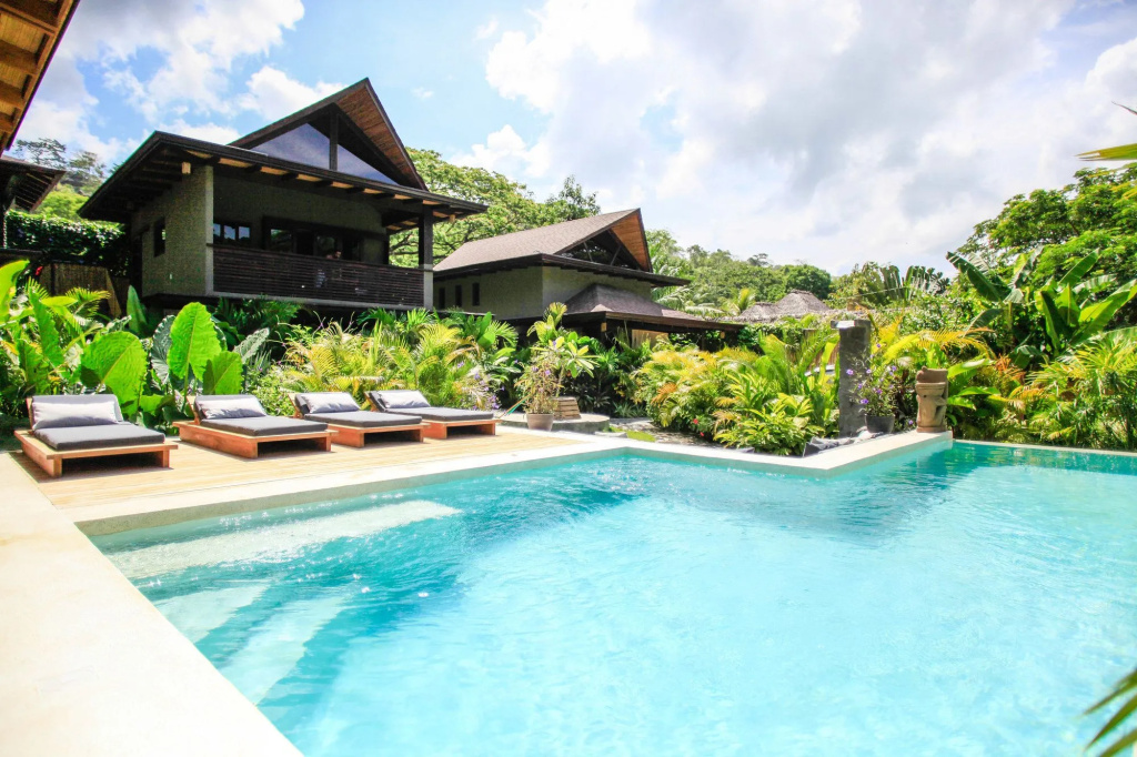 Lua Villas