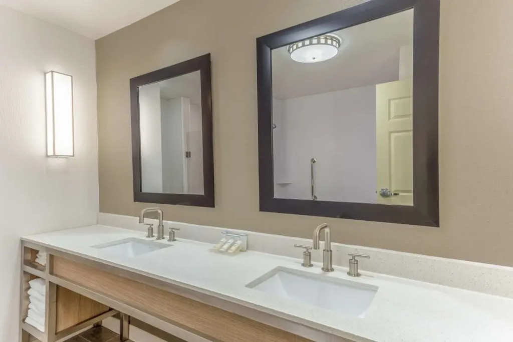 Hilton Garden Inn Saint Charles